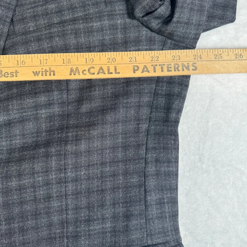 Jos. A. Bank Sport Coat Mens 46R Grey Plaid Slim Fit Traveler Travel Tech Blazer
